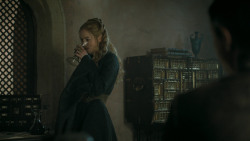 extant_GameOfThrones_5x06-UnbowedUnbentUnbroken_2504