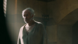 extant_GameOfThrones_5x06-UnbowedUnbentUnbroken_4055