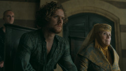 extant_GameOfThrones_5x06-UnbowedUnbentUnbroken_4075