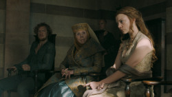 extant_GameOfThrones_5x06-UnbowedUnbentUnbroken_4246