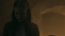 extant_GameOfThrones_5x06-UnbowedUnbentUnbroken_4433