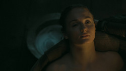 extant_GameOfThrones_5x06-UnbowedUnbentUnbroken_4437