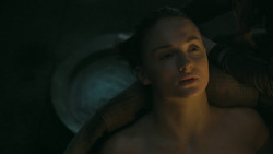 extant_GameOfThrones_5x06-UnbowedUnbentUnbroken_4464