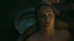 extant_GameOfThrones_5x06-UnbowedUnbentUnbroken_4482