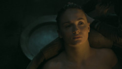 extant_GameOfThrones_5x06-UnbowedUnbentUnbroken_4496