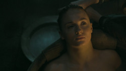 extant_GameOfThrones_5x06-UnbowedUnbentUnbroken_4498