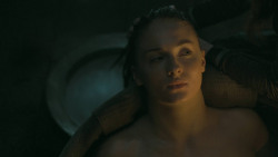 extant_GameOfThrones_5x06-UnbowedUnbentUnbroken_4502