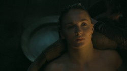 extant_GameOfThrones_5x06-UnbowedUnbentUnbroken_4504
