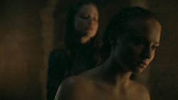 extant_GameOfThrones_5x06-UnbowedUnbentUnbroken_4550