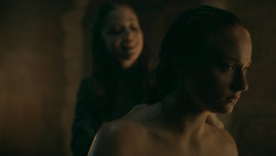 extant_GameOfThrones_5x06-UnbowedUnbentUnbroken_4552