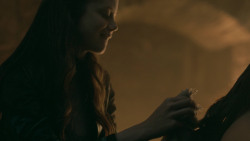 extant_GameOfThrones_5x06-UnbowedUnbentUnbroken_4564