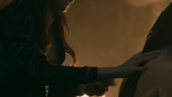 extant_GameOfThrones_5x06-UnbowedUnbentUnbroken_4566