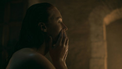 extant_GameOfThrones_5x06-UnbowedUnbentUnbroken_4697