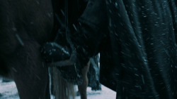 extant_GameOfThrones_5x07-TheGift_0019