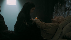 extant_GameOfThrones_5x07-TheGift_0316