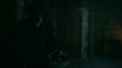 extant_GameOfThrones_5x07-TheGift_0396