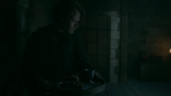 extant_GameOfThrones_5x07-TheGift_0405