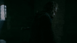 extant_GameOfThrones_5x07-TheGift_0423
