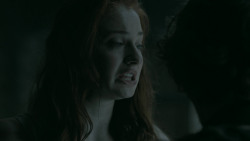 extant_GameOfThrones_5x07-TheGift_0577