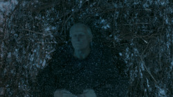 extant_GameOfThrones_5x07-TheGift_0873
