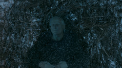 extant_GameOfThrones_5x07-TheGift_0874