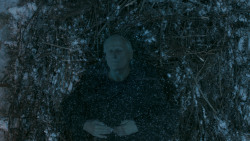 extant_GameOfThrones_5x07-TheGift_0877