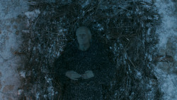 extant_GameOfThrones_5x07-TheGift_0886