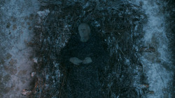extant_GameOfThrones_5x07-TheGift_0893