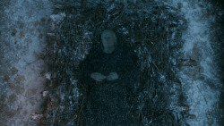 extant_GameOfThrones_5x07-TheGift_0894