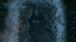 extant_GameOfThrones_5x07-TheGift_0905
