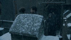 extant_GameOfThrones_5x07-TheGift_1037
