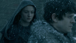 extant_GameOfThrones_5x07-TheGift_1055