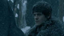 extant_GameOfThrones_5x07-TheGift_1063