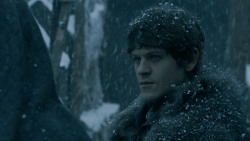extant_GameOfThrones_5x07-TheGift_1065