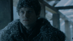 extant_GameOfThrones_5x07-TheGift_1225