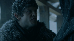 extant_GameOfThrones_5x07-TheGift_1232