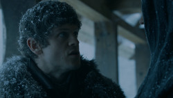 extant_GameOfThrones_5x07-TheGift_1244