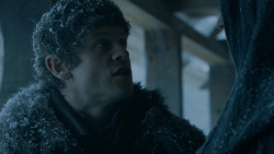 extant_GameOfThrones_5x07-TheGift_1261