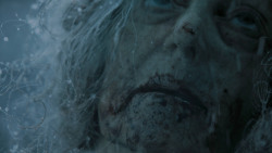 extant_GameOfThrones_5x07-TheGift_1324