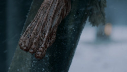 extant_GameOfThrones_5x07-TheGift_1350