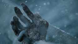 extant_GameOfThrones_5x07-TheGift_1360