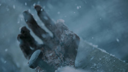 extant_GameOfThrones_5x07-TheGift_1362