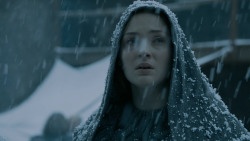 extant_GameOfThrones_5x07-TheGift_1383