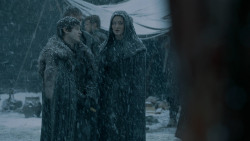 extant_GameOfThrones_5x07-TheGift_1395