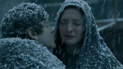extant_GameOfThrones_5x07-TheGift_1414