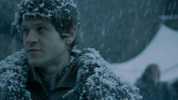 extant_GameOfThrones_5x07-TheGift_1424