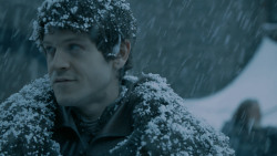 extant_GameOfThrones_5x07-TheGift_1425