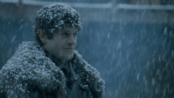 extant_GameOfThrones_5x07-TheGift_1436