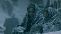 extant_GameOfThrones_5x07-TheGift_1474