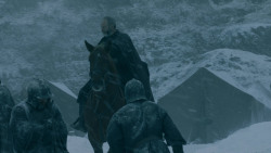 extant_GameOfThrones_5x07-TheGift_1493